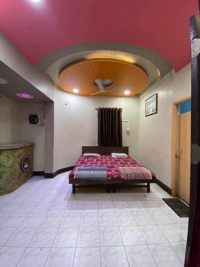 Muktai Lodge Солапур Екстериор снимка